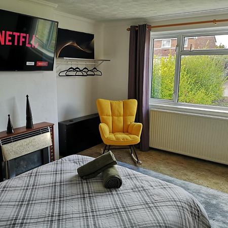 Mossbank House Luton Airport Hotell Eksteriør bilde